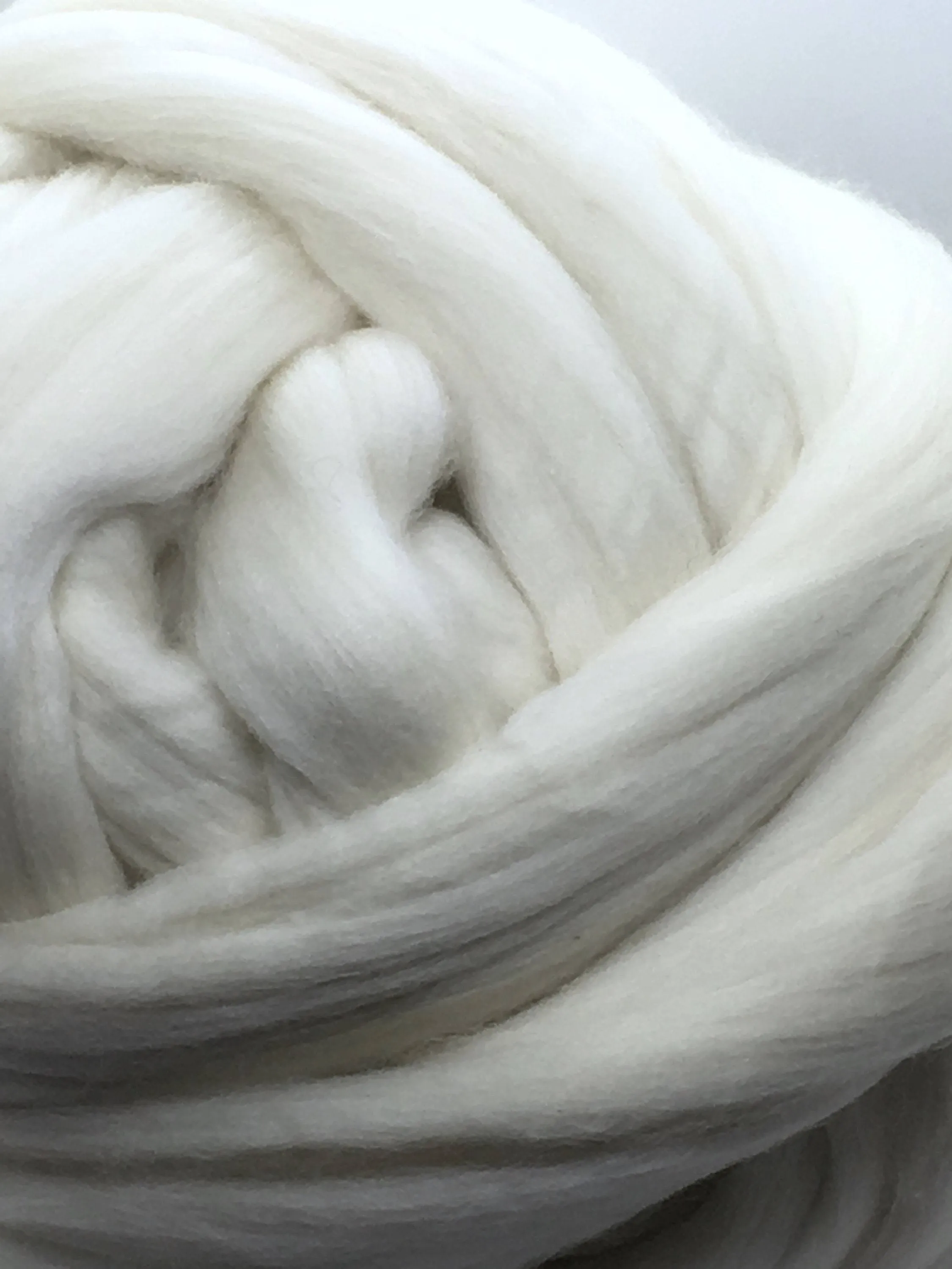 Chunky Merino Wool Yarn: Luxuriously Thick Spinning Fiber