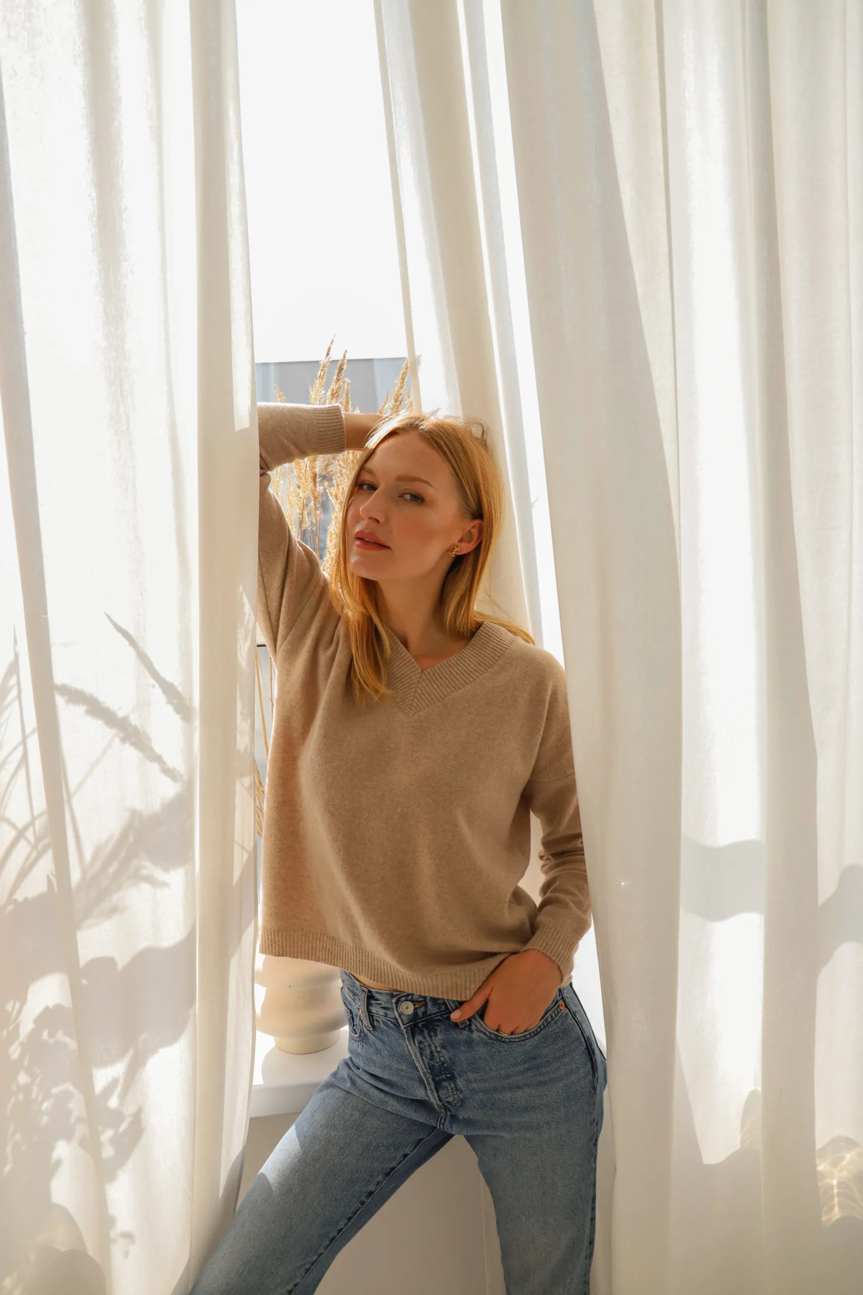 Enteliér Beige Cashmere Sweater