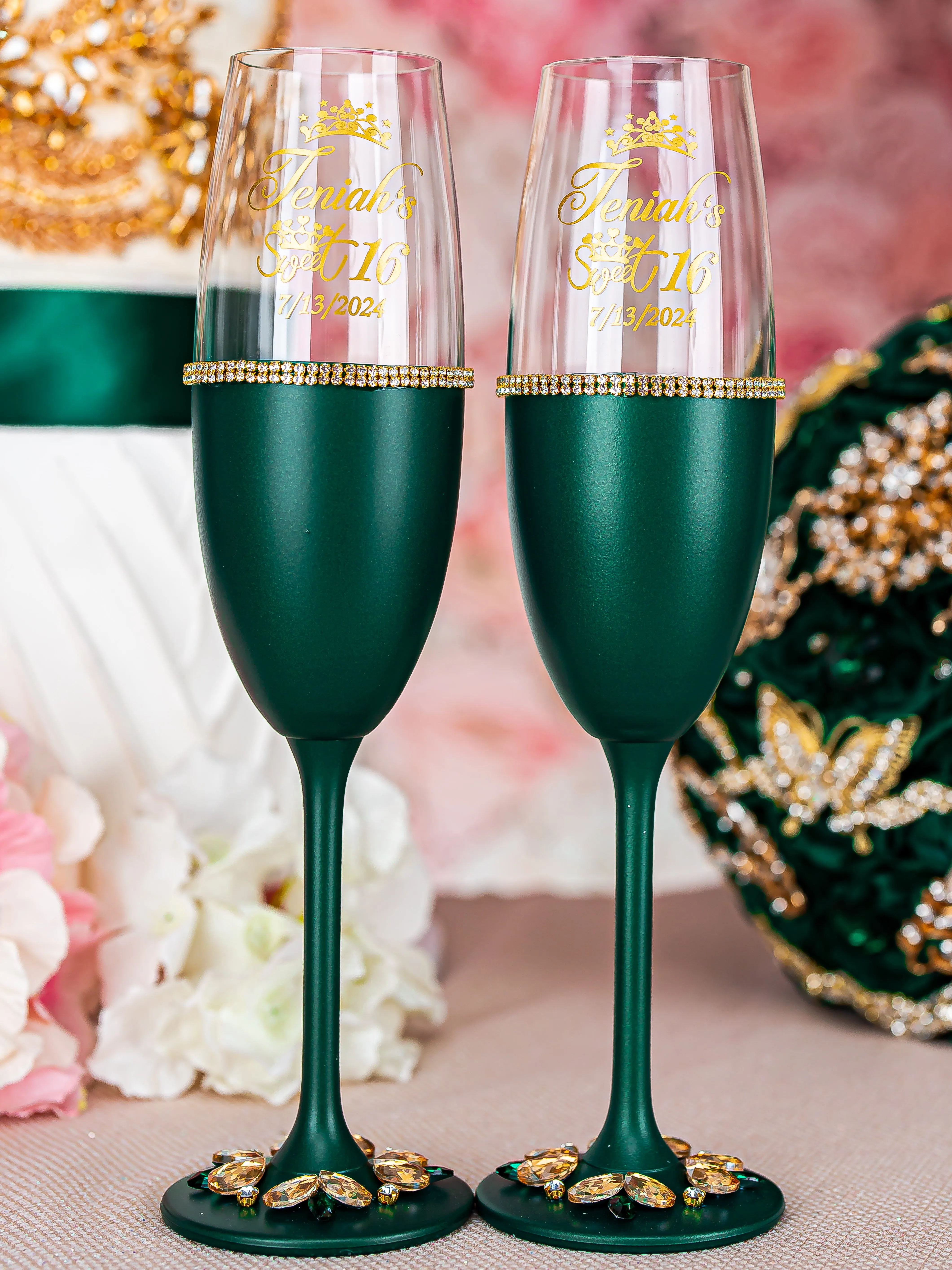 Green 2 quinceanera champagne glasses (simple design)