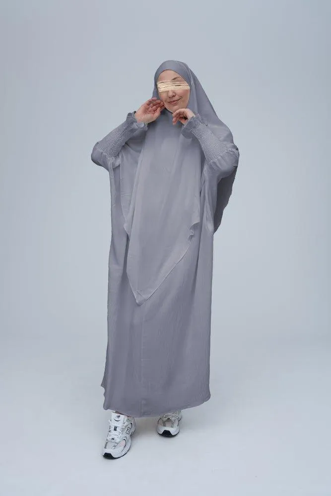 Light Gray Pristine prayer gown for Omrah or prayer