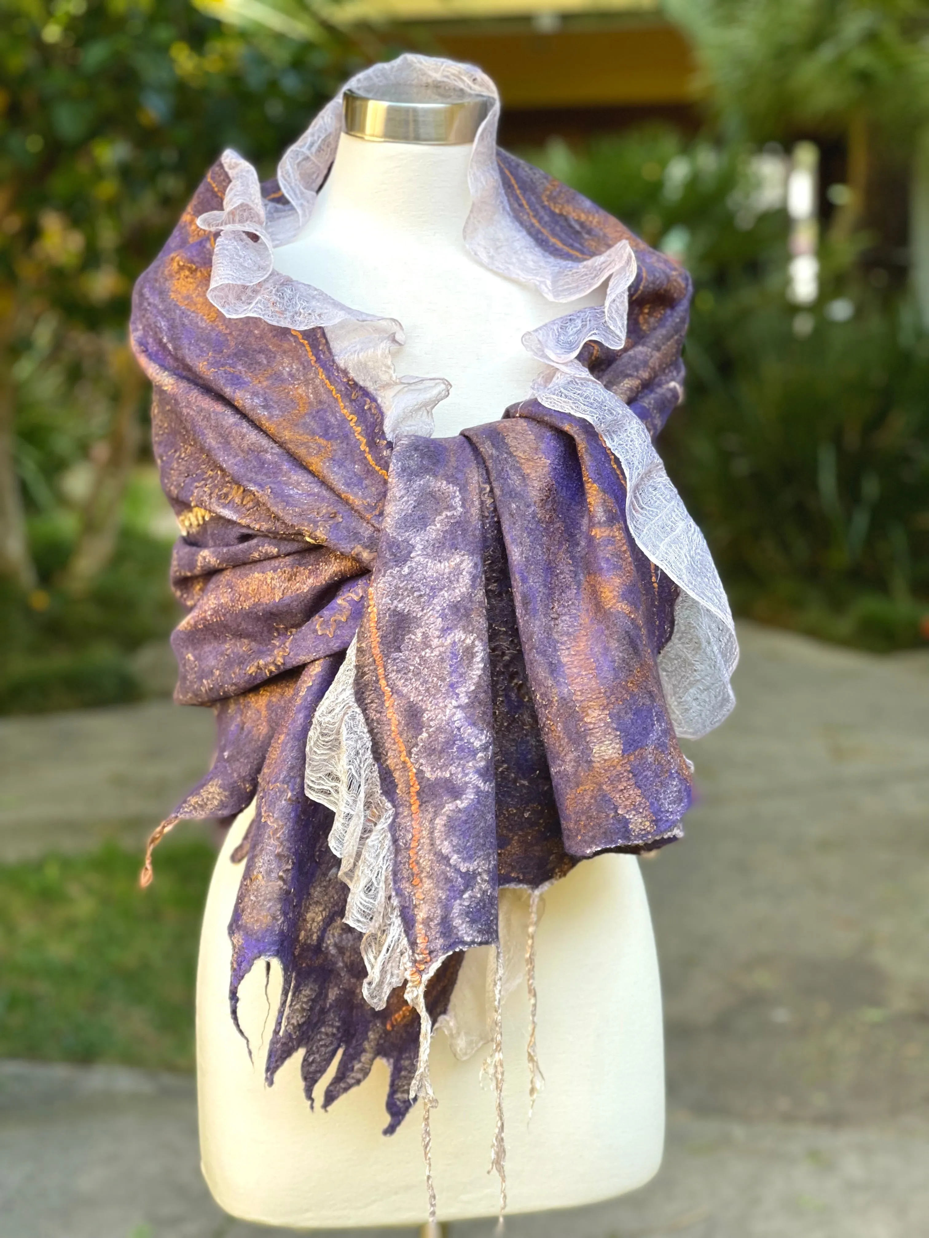 Nunofelting Silk Scarf for Women, Hand Felt Shoulder Wrap, Nuno Felted Scarf, Wedding Textured Shawl, Felt Silk Scarf, Wool Scarf