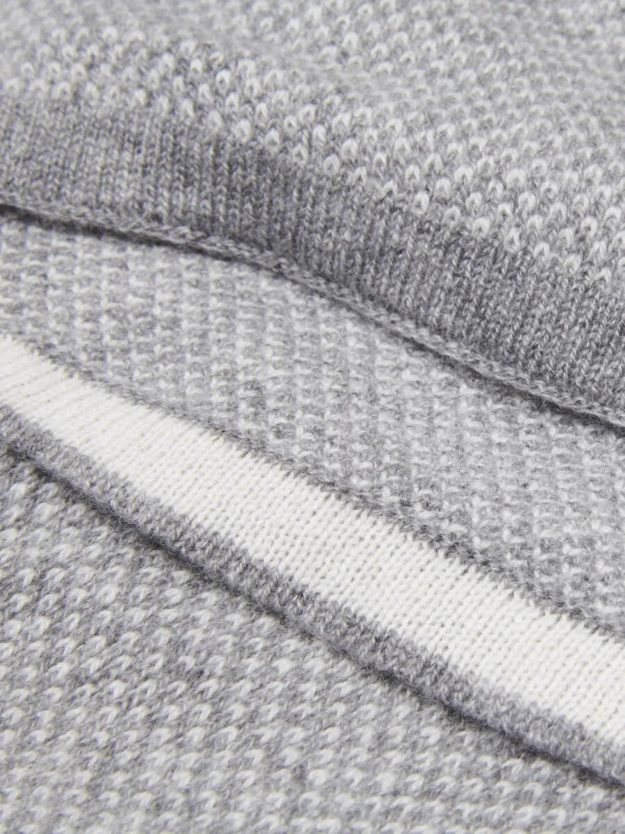 Riccardo (grey & white) - 100% cashmere scarf with pattern