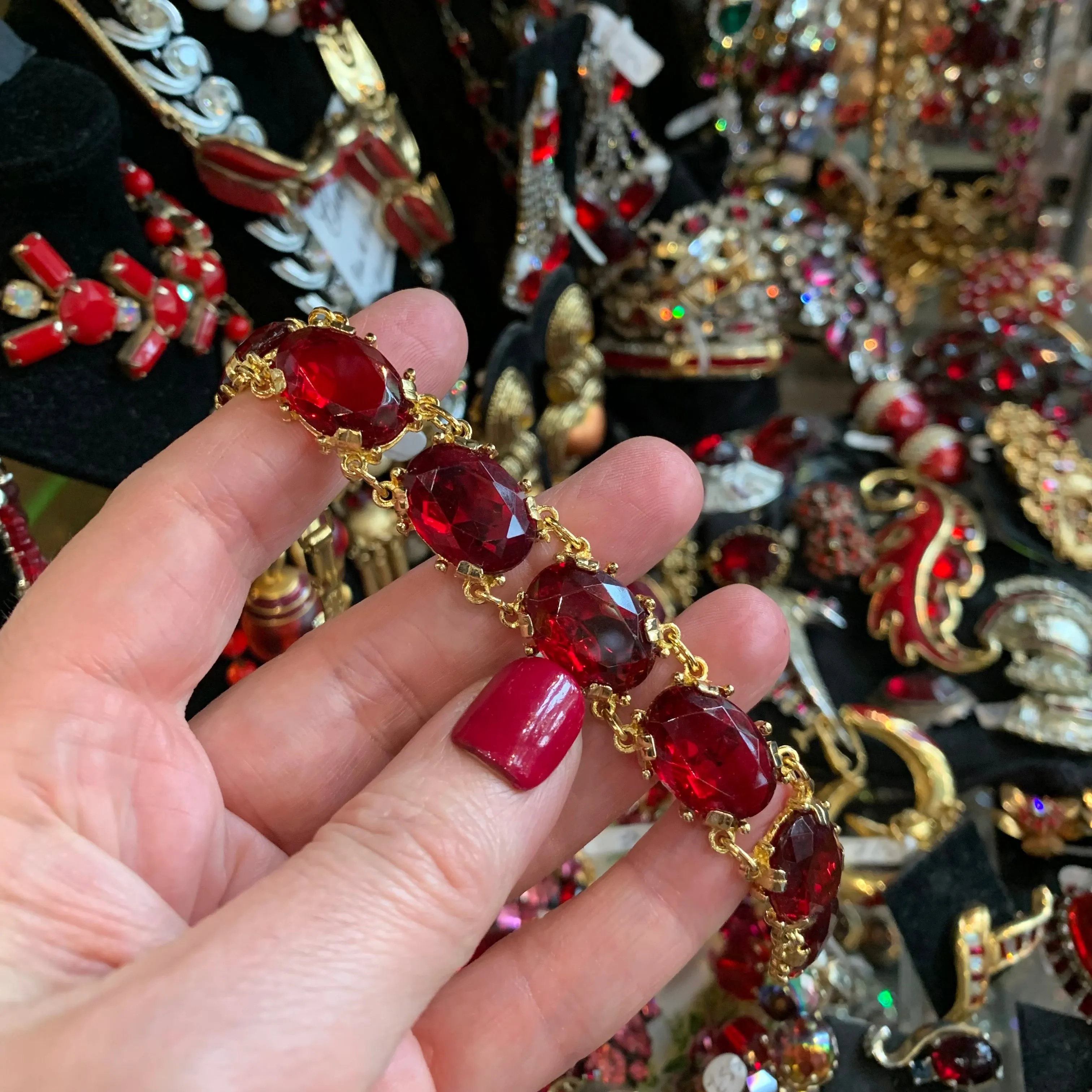 Vintage Red Glass  Bracelet