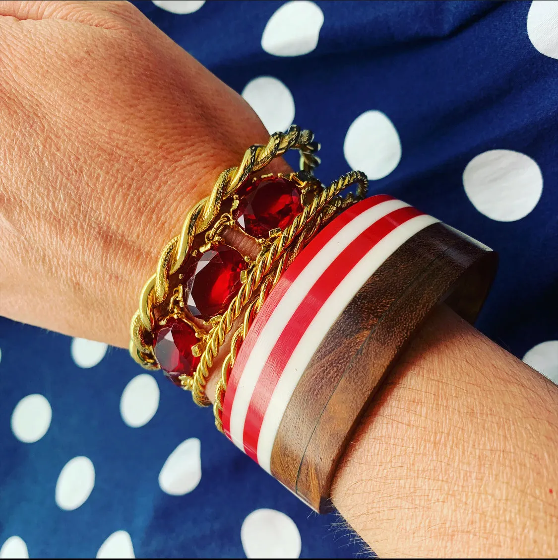 Vintage Red Glass  Bracelet